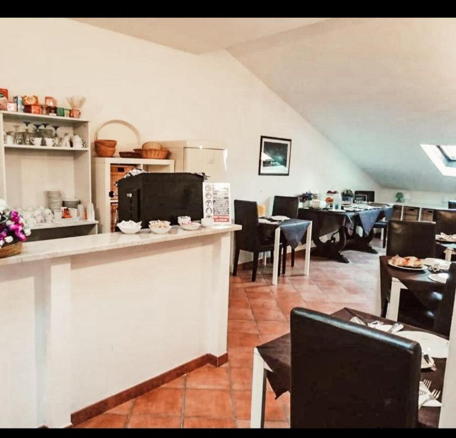 Hotel Plaza كالتانيسيتا المظهر الخارجي الصورة
